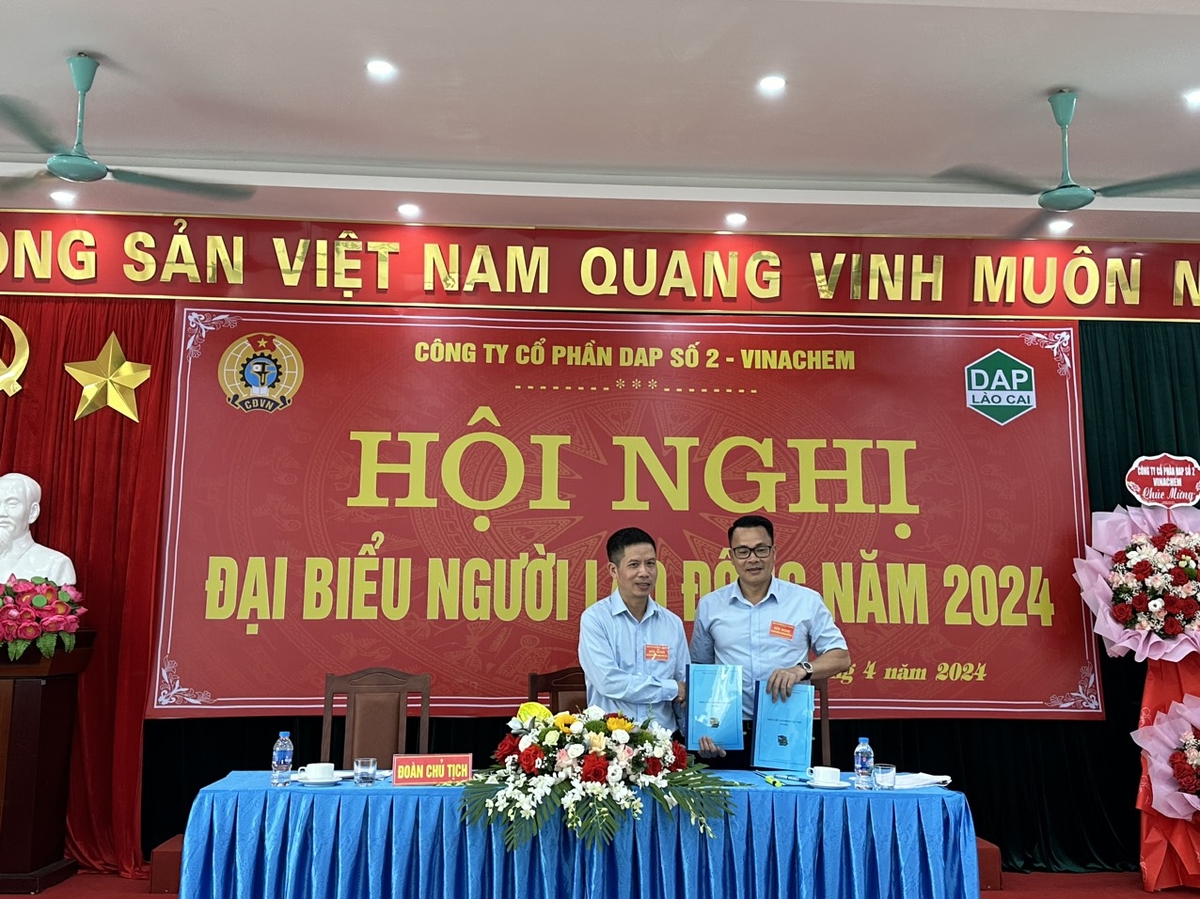 Công ty CP DAP số 2 – Vinachem: Đảm bảo việc làm, thu nhập và chế độ đãi ngộ cao nhất cho người lao động