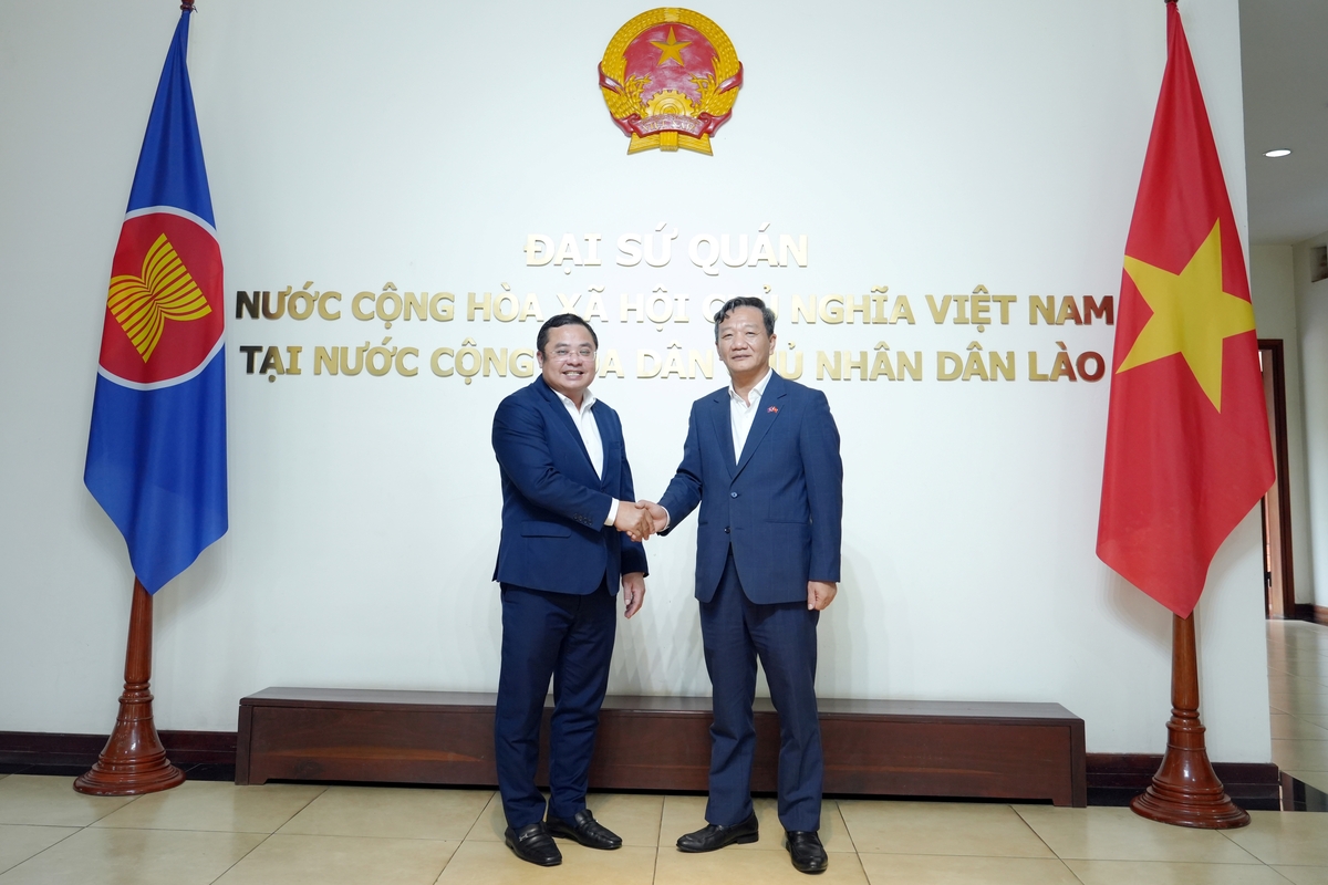 Vinachem báo cáo tiến độ Dự án Muối mỏ Kali với Phó Thủ tướng Lào Saleumxay Kommasith